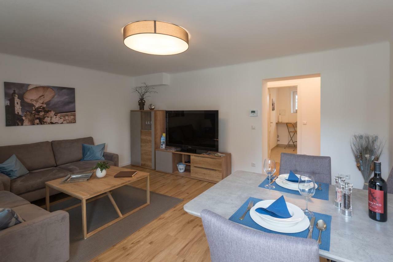 Apartment Villa Leopoldskron ซาลซ์บูร์ก ภายนอก รูปภาพ